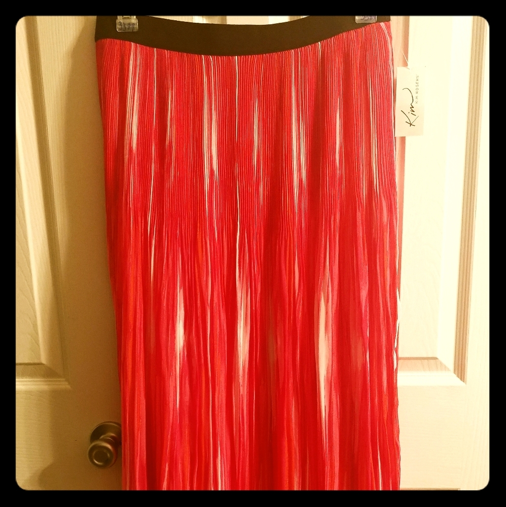 Kim Rogers pink skirt